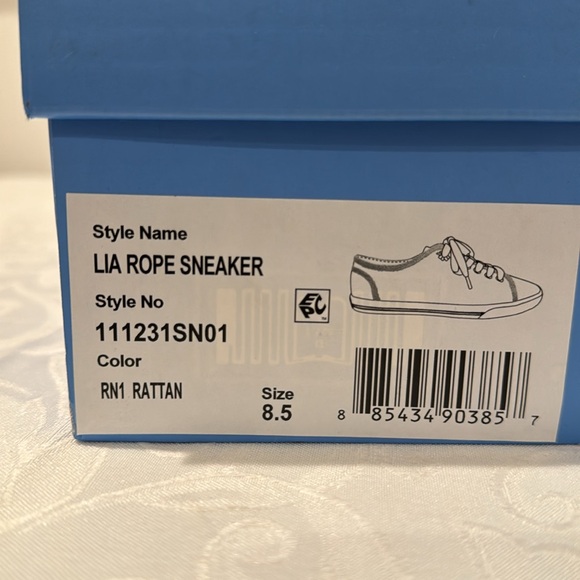 Jack Rogers Lia Rope Sneaker. Ladies 8.5 - Picture 10 of 11